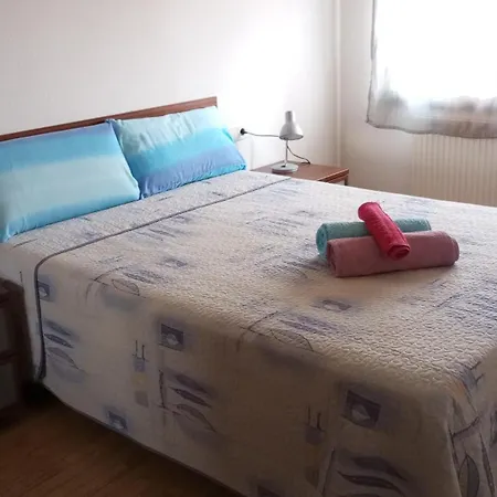 Apartamento Para Parejas Con Parking Privado Gratis דירה *