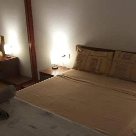 דירה Apartamento Para Parejas Con Parking Privado Gratis סלאמנקה